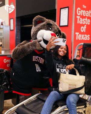 Image post by @rocketsgiveback on Instagram