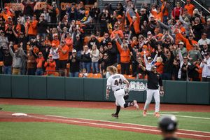 Image post by @BeaverAthletics on Twitter
