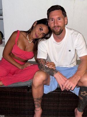 Image post by @cosmopolitan on Instagram