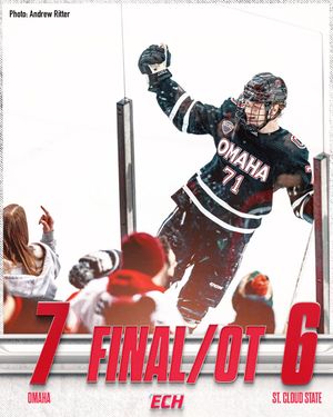 Image post by @everythingcollegehockey on Instagram