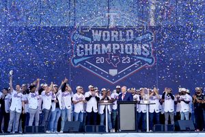 Image post by @MLB on Twitter