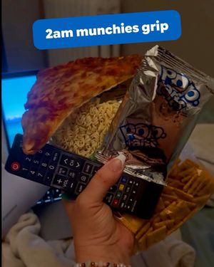 Image post by @poptartsus on Instagram