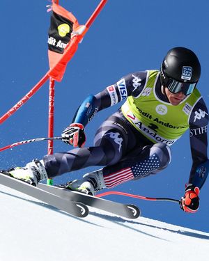 Image post by @usskiteam on Instagram