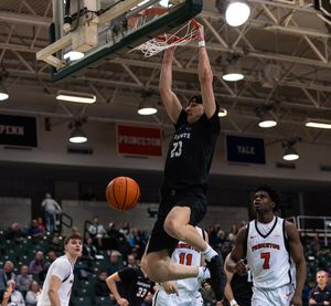 Image post by @dartmouthmbb on Instagram