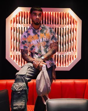 Image post by @anuel on Instagram