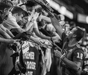 Image post by @PremierLacrosse on Twitter