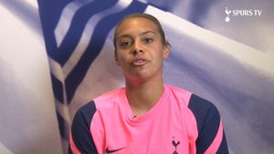Image post by @SpursWomen on Facebook