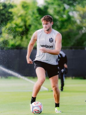 Image post by @houstondynamo on Instagram