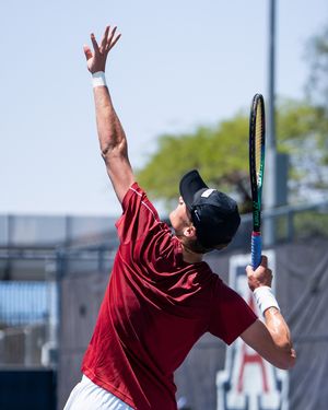 Image post by @harvardmenstennis on Instagram