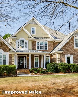 Image post by @woodallrealtygroup on Facebook