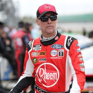 Image post by @StewartHaasRcng on Twitter