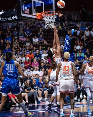 Image post by @chicagosky on Instagram