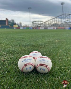 Image post by @altoonacurve on Instagram