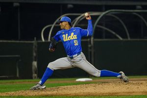 Image post by @UCLABaseball on Twitter