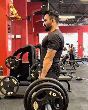 Image post by @shreyfit on Instagram