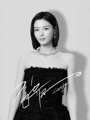 Image post by @harpersbazaarkorea on Instagram