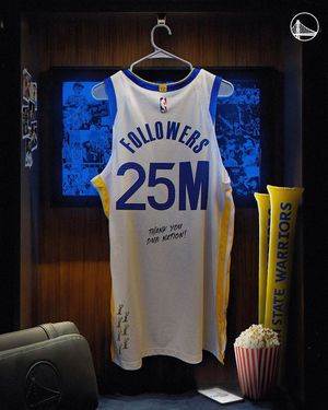 Image post by @warriors on Instagram