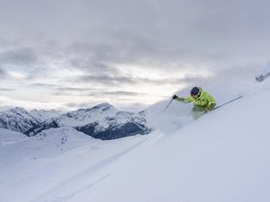 Image post by @whistlerblackcomb on Instagram