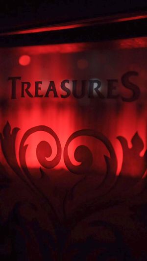 Video post by @LasVegasTreasures on Facebook