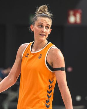 Image post by @valenciabasket on Instagram