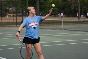 Image post by @DePaulWTEN on Twitter