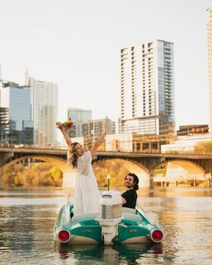 Image post by @retroboatrentalsatx on Facebook