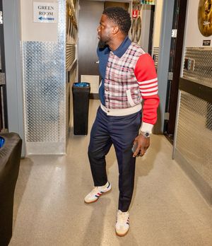 Image post by @kevinhart4real on Instagram