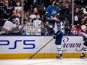 Image post by @nhljets on Instagram