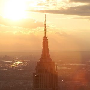 Image post by @empirestatebldg on Instagram