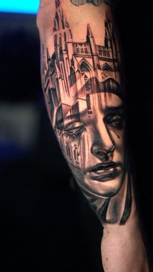 Video post by @skindesigntattoos on Instagram