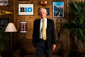 Image post by @bigten on Twitter