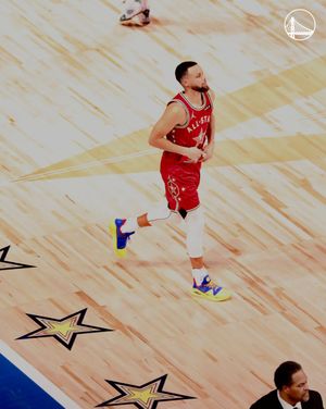 Image post by @warriors on Twitter/X