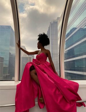 Image post by @colorsdress on Instagram