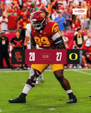 Image post by @uscfb on Instagram