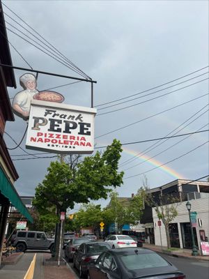 Image post by @frankpepepizza on Instagram