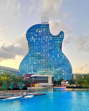 Image post by @hardrockholly on Instagram