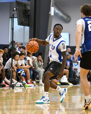 Image post by @phenom_hoops on Instagram