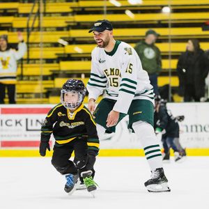 Image post by @uvmmhockey on Instagram