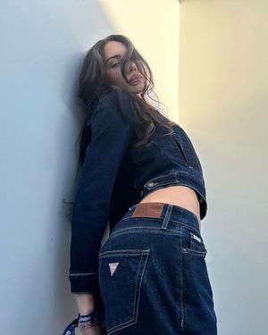 Image post by @guessjeans on Instagram