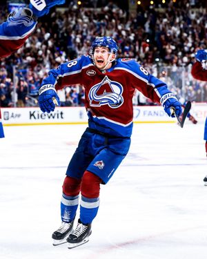 Image post by @coloradoavalanche on Instagram