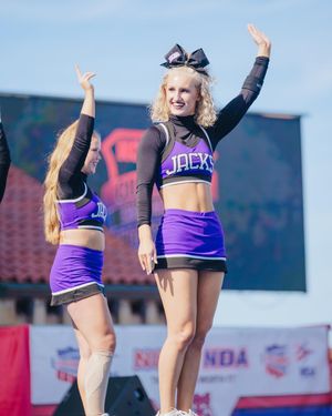 Image post by @sfa_cheer_ on Instagram