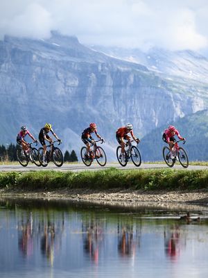 Image post by @letourfemmes on Instagram