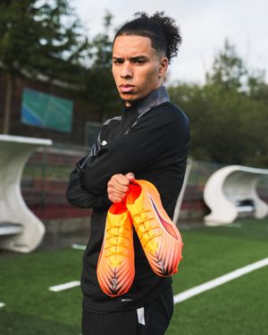 Image post by @prodirectsoccer_france on Instagram