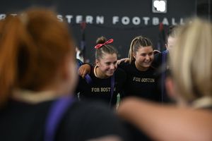 Image post by @BCwlax on Twitter