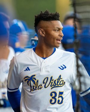 Image post by @ucsb_baseball on Instagram