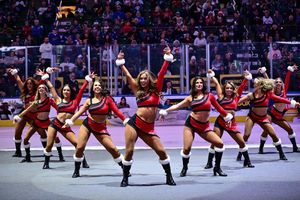 Image post by @coloradoeagleschicks on Instagram