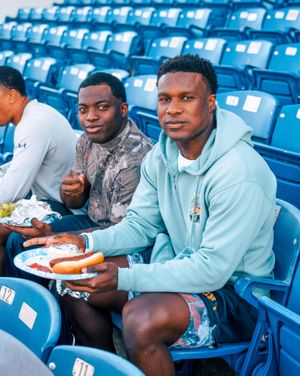 Image post by @navyfb on Instagram