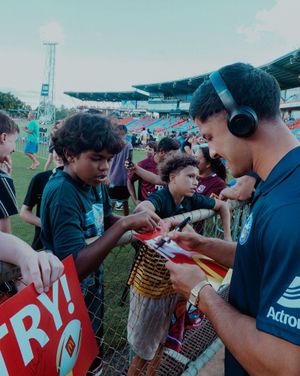 Image post by @theparraeels on Instagram
