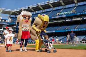 Image post by @CleHotDogs on Twitter