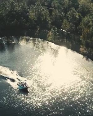 Image post by @charlotteskiboats on Facebook